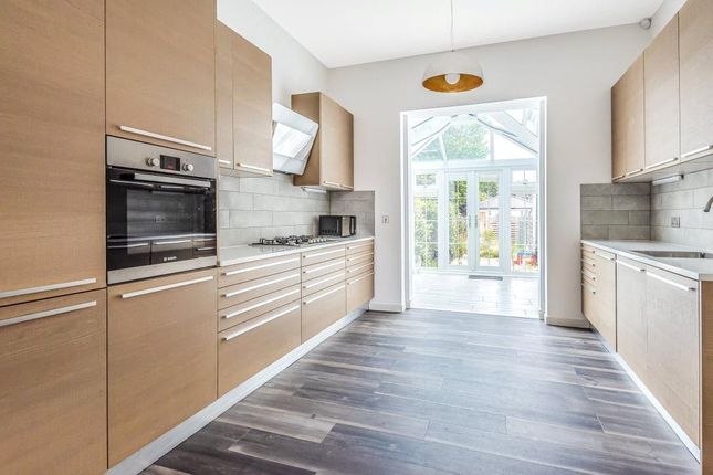 75, Gresham Road, Surrey photo 4