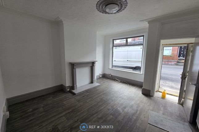 Highthorne View, Armley, Leeds photo 3