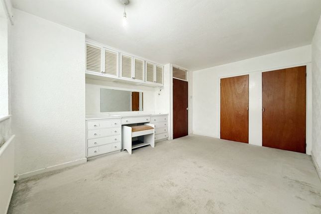 41 Fountains Road, Cheadle photo 3