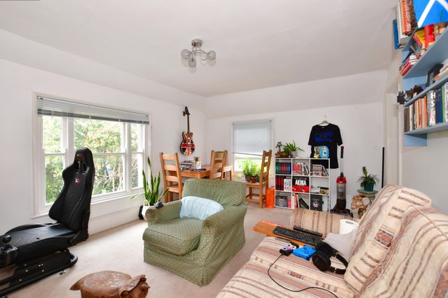 4, Crane House, North Grove Road, Cranbrook photo 2