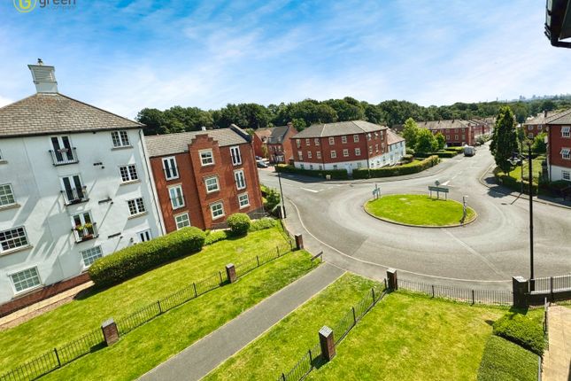 Horseshoe Crescent, Great Barr photo 2