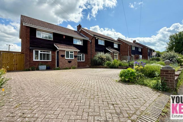 Estate Agents In Folkestone - Your Key Move. Free Property Valuations Available.