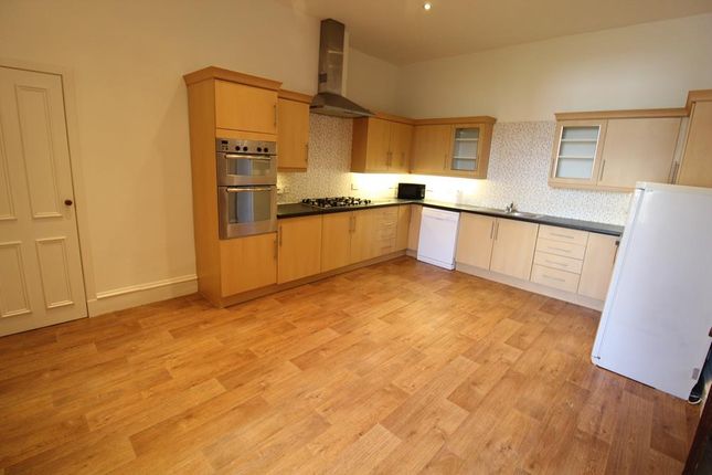 End terrace house to rent in Desswood Place, Aberdeen