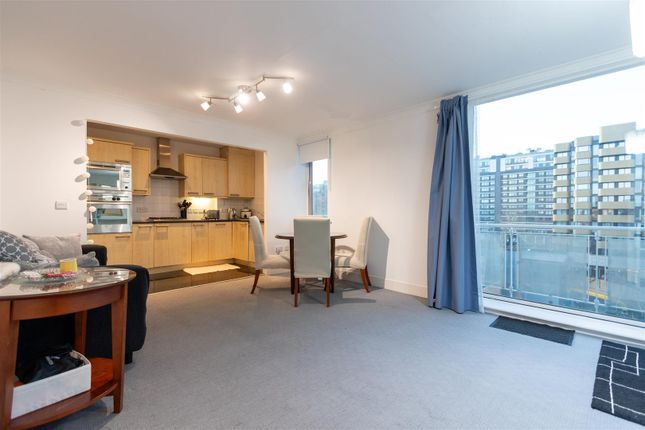 Regent Court, Flat 96, Regent Court, London photo 2