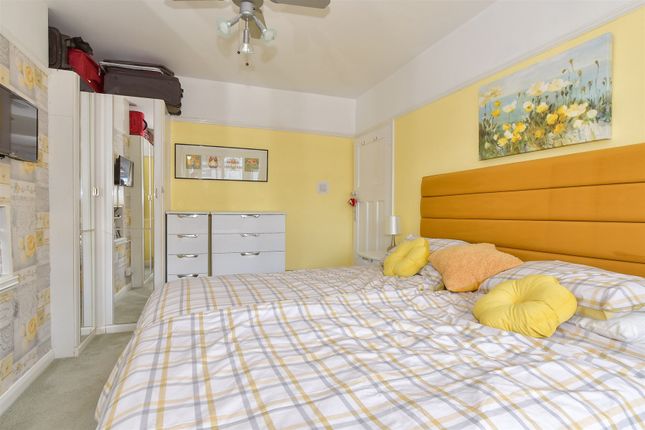 8, Beresford Avenue, Rochester photo 2