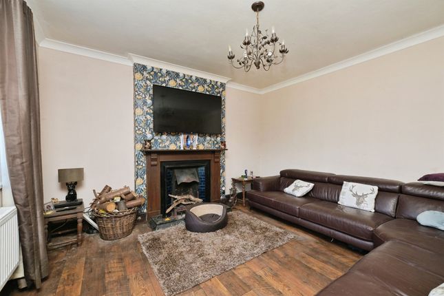 Woodford Lodge, West End, Wisbech photo 4