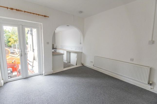 19, Knighton Fields Road East, Leicester photo 5
