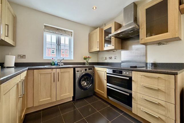 21, Amport Lane Kingsway, Gloucester photo 3