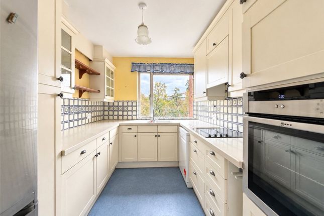 Marlborough Court, Newnham photo 3