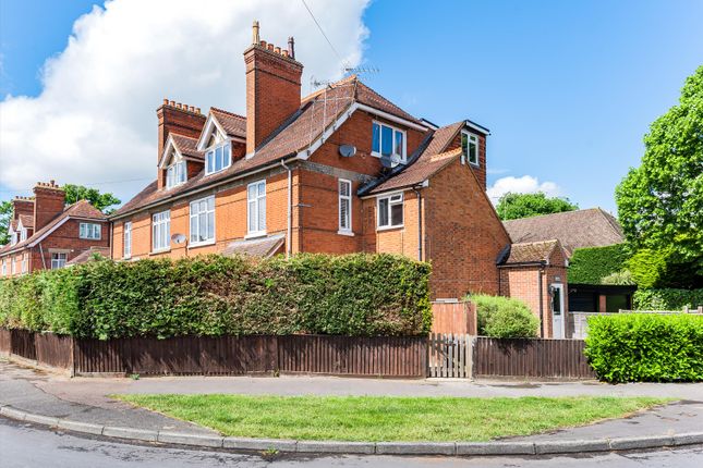 Thumbnail Flat to rent in The Avenue, Ascot, Berkshire