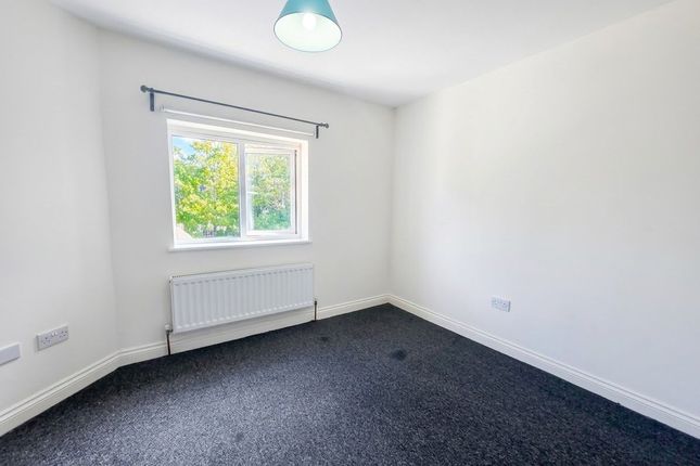 Westminster Gardens, Barking photo 5