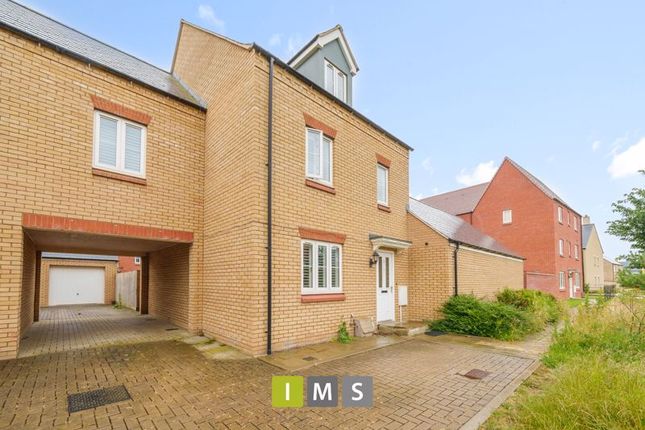Thumbnail Detached house for sale in Fontwell Road, Bicester