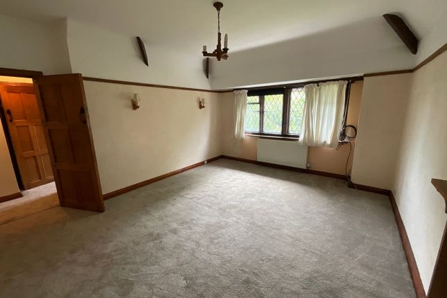 3 The Thatched House, Pinewoods, Bexhill-on-Sea photo 5
