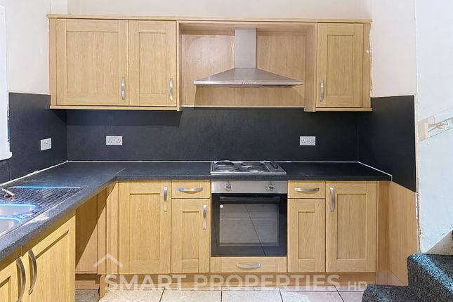 408, Manchester Road, Huddersfield photo 5
