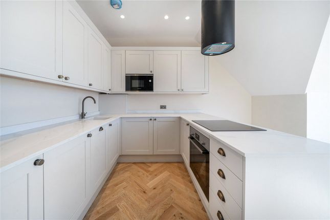 Flat 5, 32, Creffield Road, London photo 4