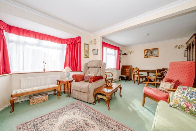 7, Cherry Cottages, Fletching photo 4