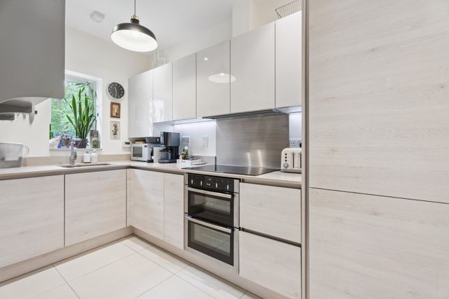 12, Birkin Court, Welwyn Garden City photo 2