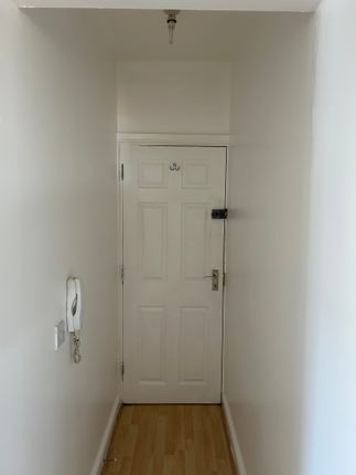 Flat 10, Carysfort Road, Bournemouth, Dorset, BH1, Bournemouth photo 3