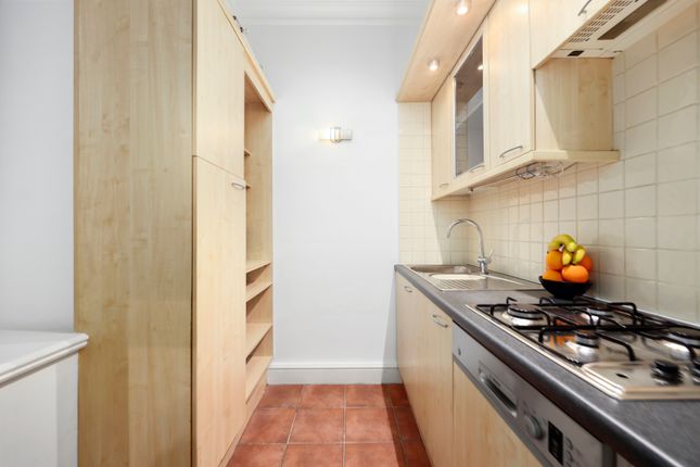 Flat for sale in Mansfield Street, Marylebone, London