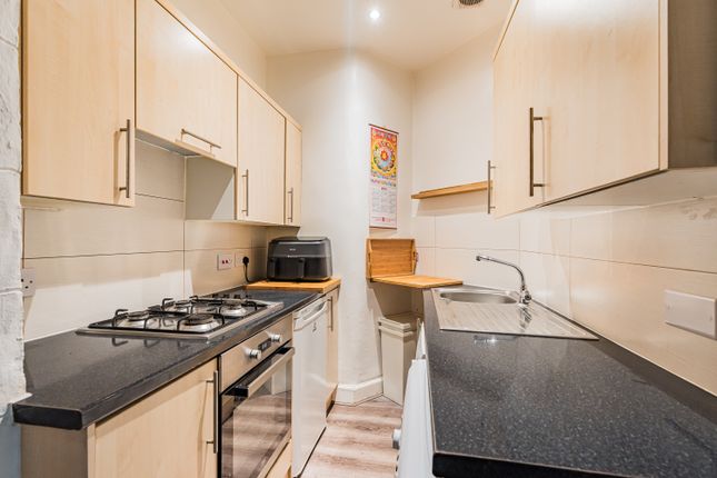 6/3 Hermand Street, Edinburgh, EH11 1QT photo 4