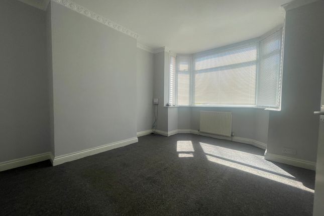 134, Westlands Road, Hull photo 2