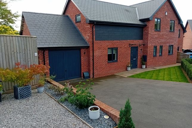 Thumbnail Detached house for sale in Pontrilas, Hereford