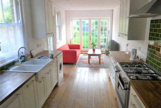 15, Beverley Road, Canterbury photo 5
