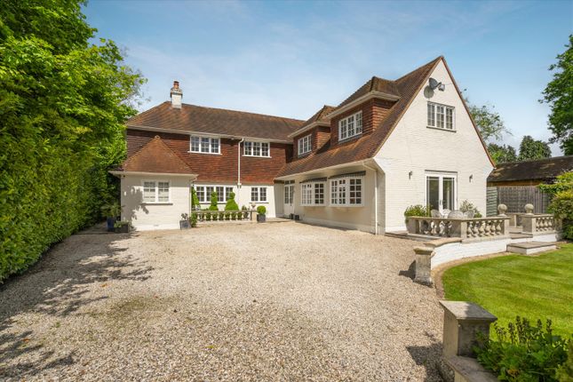 Thumbnail Detached house for sale in New Road, Windlesham, Surrey