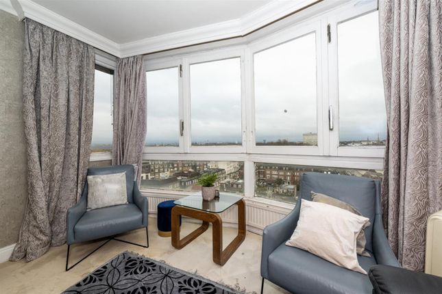 30, CASTLEACRE, HYDE PARK CRESCENT, London photo 3