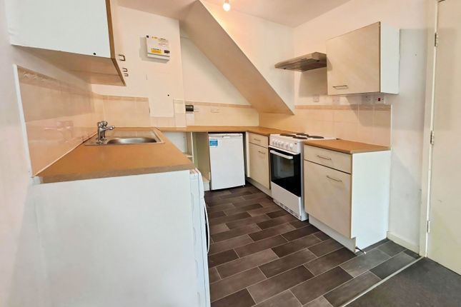 147, PETERBOROUGH photo 2