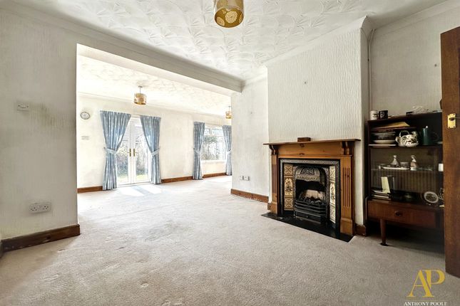28 Leamington Road, Cardiff photo 2