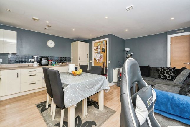 Flat for sale in Town Lane, Staines-Upon-Thames