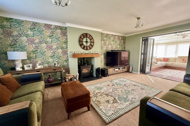 8, Hockerley New Road, High Peak photo 4