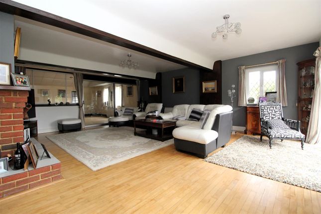 2 The Cottage, North Foreland Road, Broadstairs photo 3