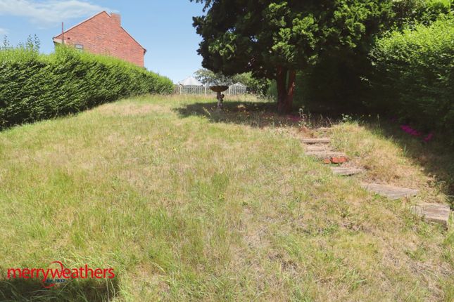 6, Spring Close, Rotherham photo 4