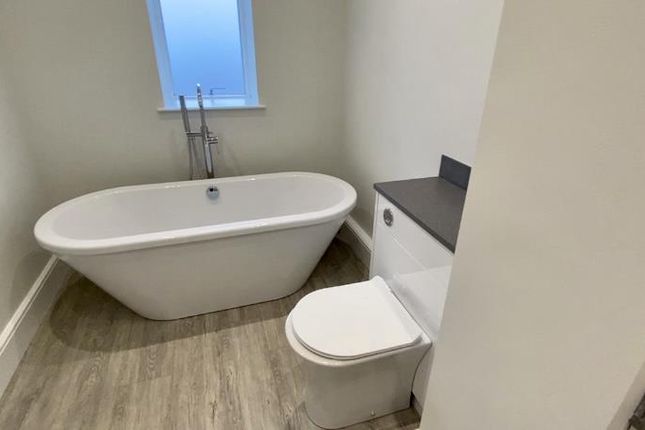 Flat for sale in Chetwynd Court, Stafford