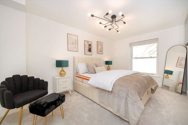 Flat 1, 495, Fulham Road, London photo 4