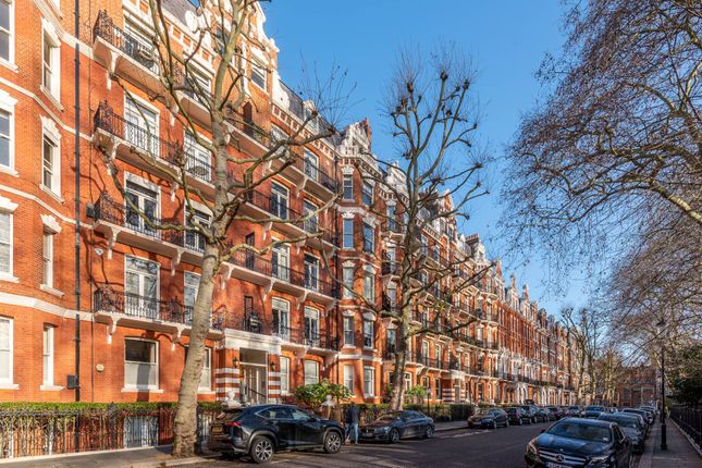 Thumbnail Flat to rent in Bramham Gardens, South Kensington, London