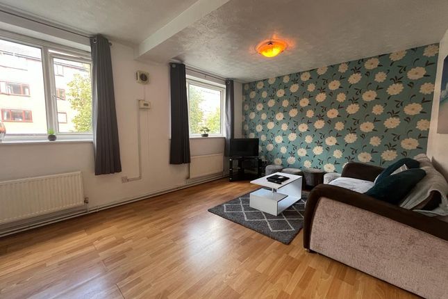 Flat 36 Cassandra Court, Asgard Drive, SALFORD photo 2