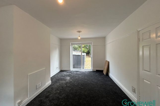 212 Broadoak Road, Ashton-under-Lyne photo 2