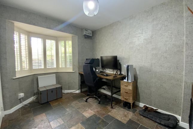 10, Maltings Row, Deanshanger photo 4