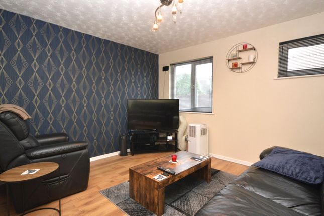 84, Truro Drive, Devon photo 2