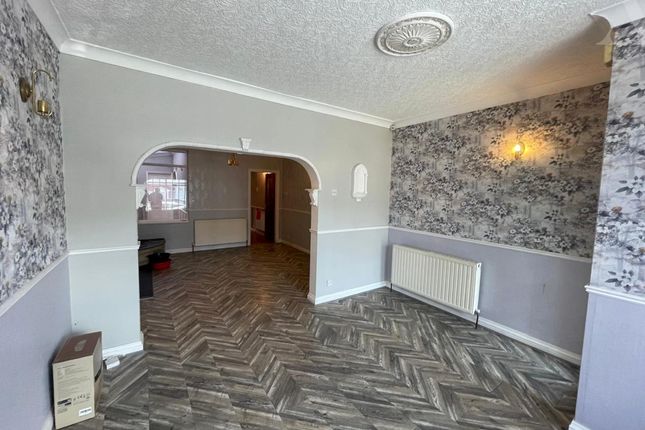 47 Foley Road, Birmingham photo 3