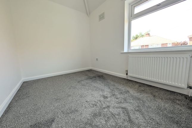 77, Shorncliffe Avenue, NORWICH photo 4