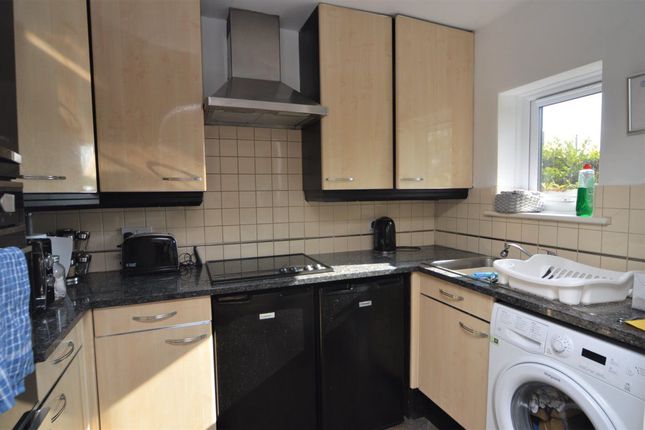 Flat to rent in Cecil Road, St Albans