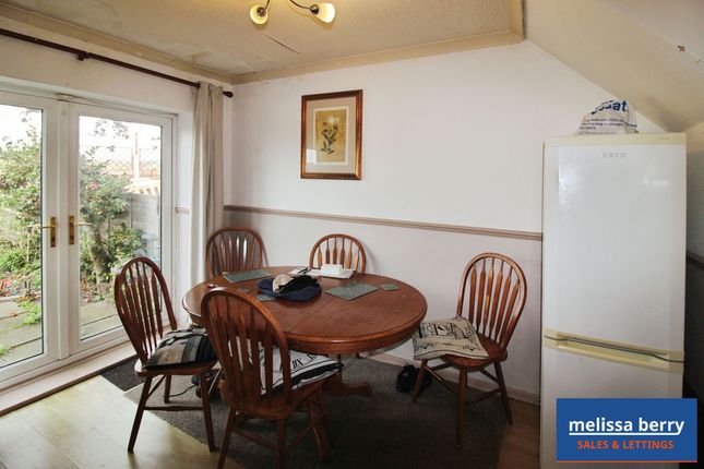 12, Grundy Avenue, Manchester photo 4