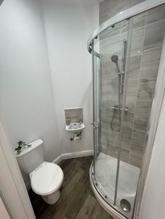 Room 3, Bedworth photo 4