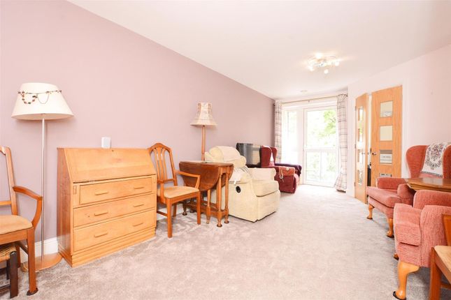 Flat for sale in Wardington Court, Welford Rd, Northampton