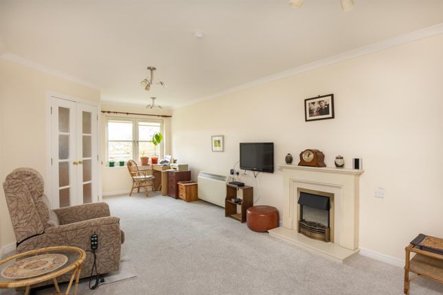 Flat for sale in 37 Kerfield Court, Dryinghouse Lane, Kelso