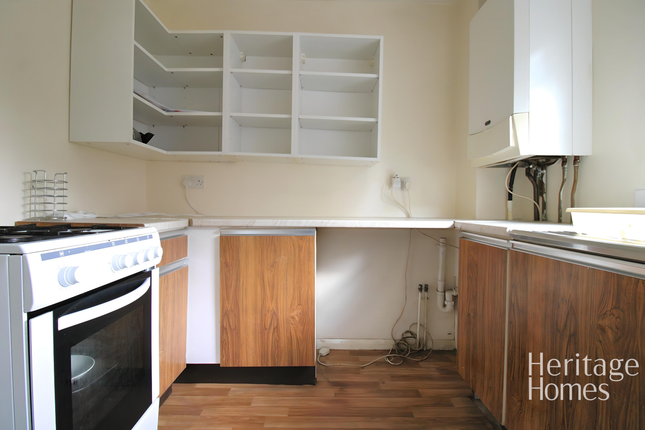 8 Baxter Court, Norwich photo 2